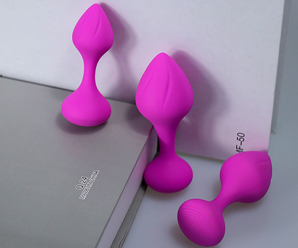 Clit Vibrators red butt plug02